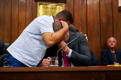 Câmara realiza Sessão Solene em homenagem a Bispo e membros da Igreja Pentecostal Anabatista