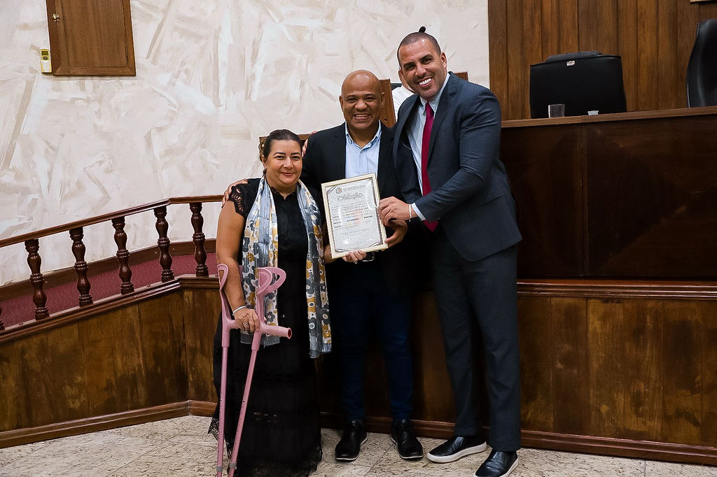 Câmara realiza Sessão Solene em homenagem a Bispo e membros da Igreja Pentecostal Anabatista