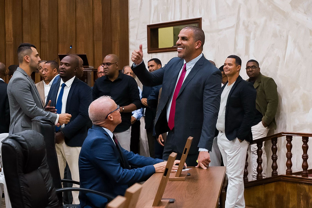 Câmara realiza Sessão Solene em homenagem a Bispo e membros da Igreja Pentecostal Anabatista