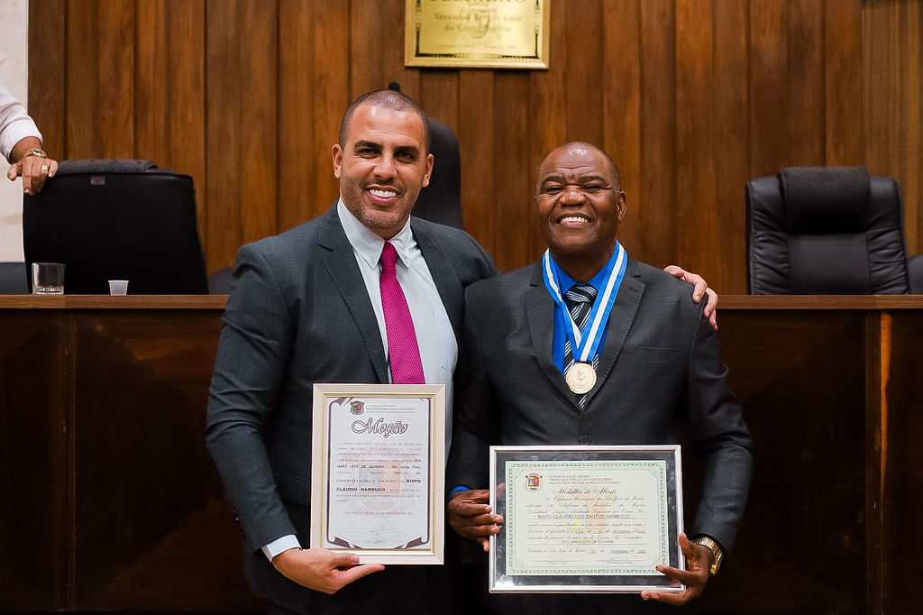 Câmara realiza Sessão Solene em homenagem a Bispo e membros da Igreja Pentecostal Anabatista