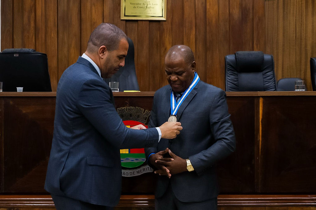 Câmara realiza Sessão Solene em homenagem a Bispo e membros da Igreja Pentecostal Anabatista