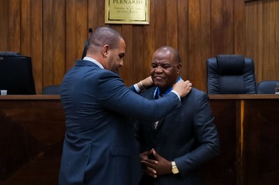 Câmara realiza Sessão Solene em homenagem a Bispo e membros da Igreja Pentecostal Anabatista