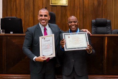 Câmara realiza Sessão Solene em homenagem a Bispo e membros da Igreja Pentecostal Anabatista