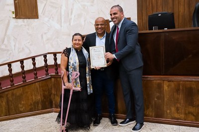 Câmara realiza Sessão Solene em homenagem a Bispo e membros da Igreja Pentecostal Anabatista