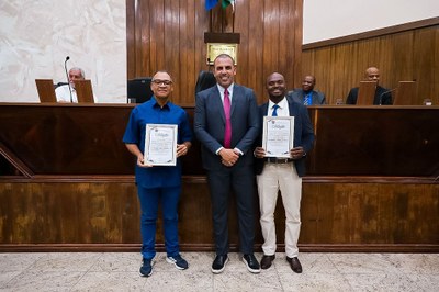 Câmara realiza Sessão Solene em homenagem a Bispo e membros da Igreja Pentecostal Anabatista