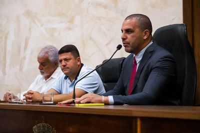 Câmara realiza Sessão Solene em homenagem a Bispo e membros da Igreja Pentecostal Anabatista