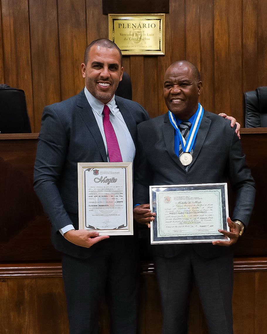 Câmara realiza Sessão Solene em homenagem a Bispo e membros da Igreja Pentecostal Anabatista