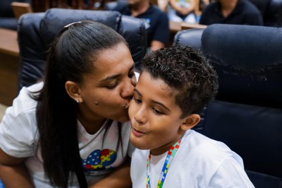Câmara realiza Sessão Solene em homenagem ao Dia Mundial de Conscientização do Autismo