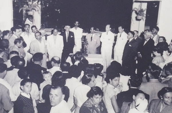 17 - 1940 - Reunião política.jpeg