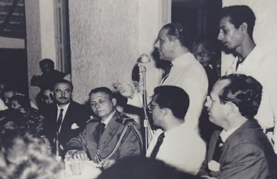 28 - 1950 - Reunião política com a presença do Deputado Federal Getúlio de Moura..jpeg