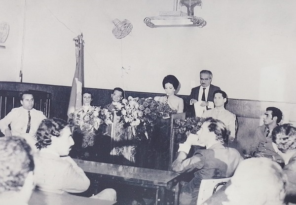 41 - 1971 - Presidente Maria Lúcia comanda Sessão da Câmara Municipal..jpeg