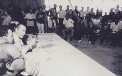 42 - 1985 - Governador Leonel Brizola lança plano de saneamento da Baixada, em Vilar dos Teles..jpeg