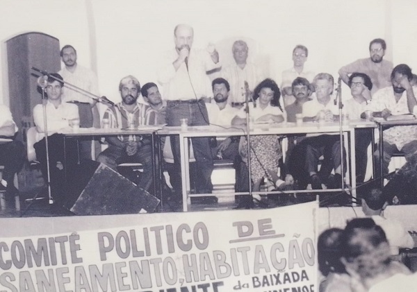43 - 1994 - Prefeito Mica recebe reunião do Comitê de Saneamento da Baixada..jpeg