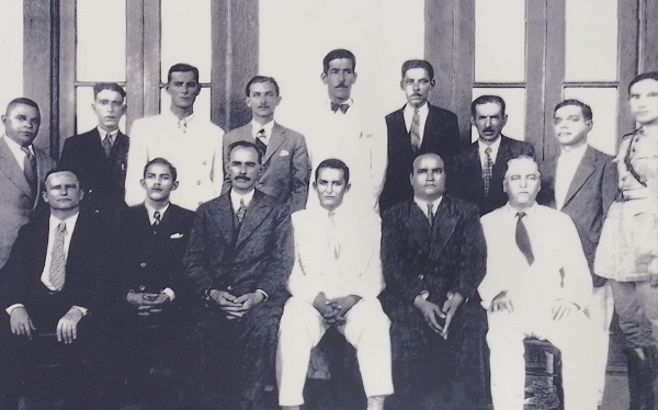 6 - 1929 - Primeiro efetivo da Delegacia de Polícia em São João de Meriti..jpeg