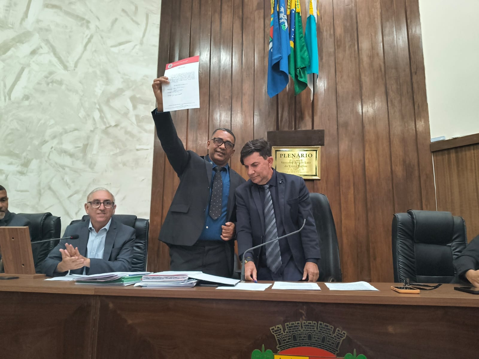 Rogerio Silva toma posse de mandato parlamentar